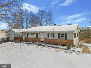360 MAPLE AVE, Collegeville, PA 19426