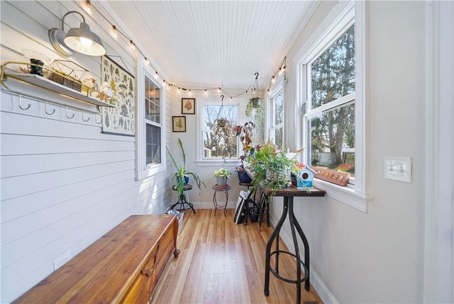 27 Barney Street, Warren, RI 02885