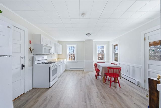 27 Barney Street, Warren, RI 02885