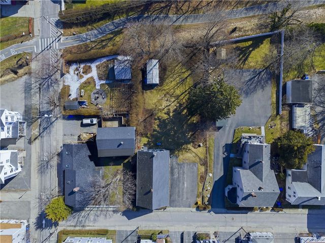 27 Barney Street, Warren, RI 02885