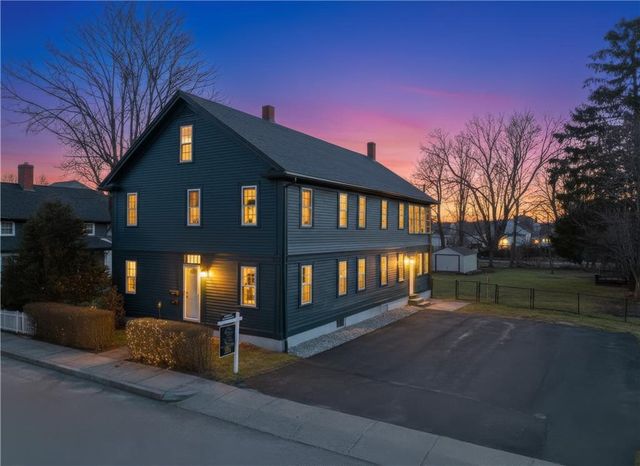 27 Barney Street, Warren, RI 02885