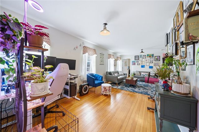 27 Barney Street, Warren, RI 02885