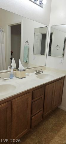 704 Fiesta Del Rey Avenue, North Las Vegas, NV 89081