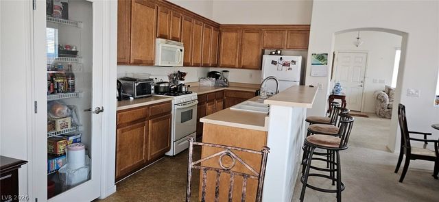 704 Fiesta Del Rey Avenue, North Las Vegas, NV 89081