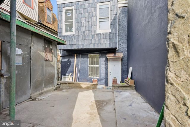 704 MAIN ST, Darby, PA 19023