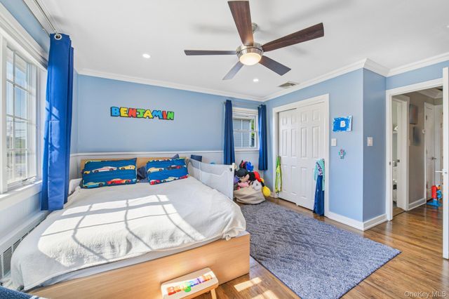 2821 Colonial Avenue, Merrick, NY 11566