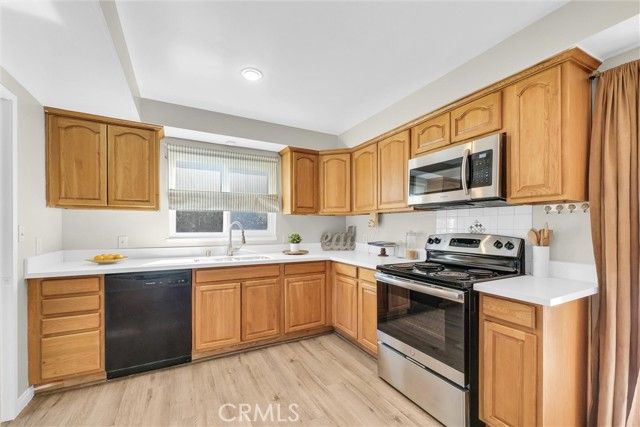 1204 Hillside, Pomona, CA 91768