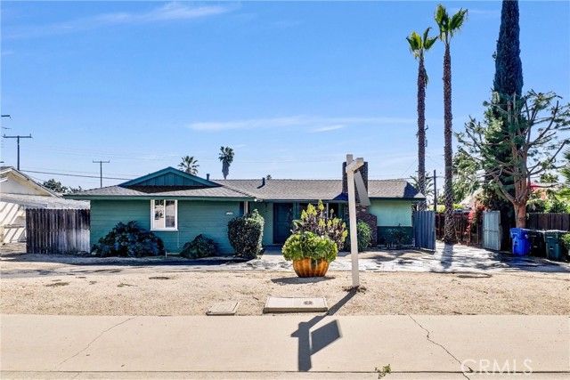 1204 Hillside, Pomona, CA 91768