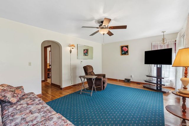 292 Rose Avenue, New Haven, IN 46774