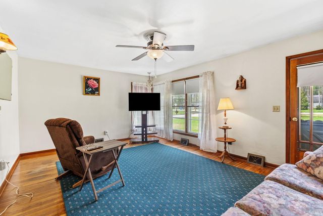 292 Rose Avenue, New Haven, IN 46774