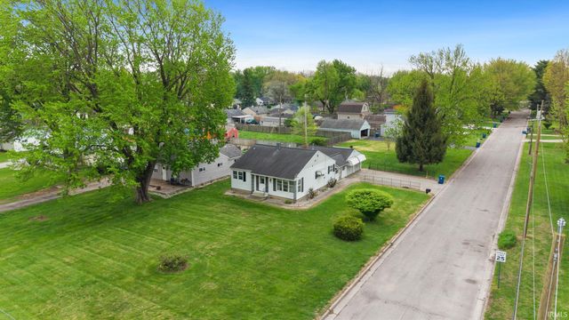 292 Rose Avenue, New Haven, IN 46774
