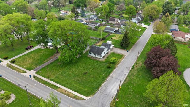 292 Rose Avenue, New Haven, IN 46774