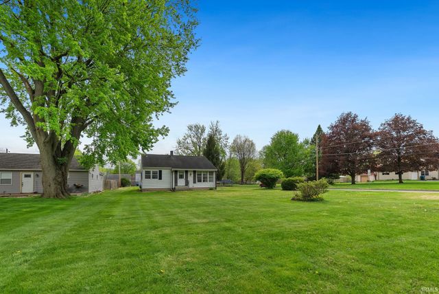 292 Rose Avenue, New Haven, IN 46774