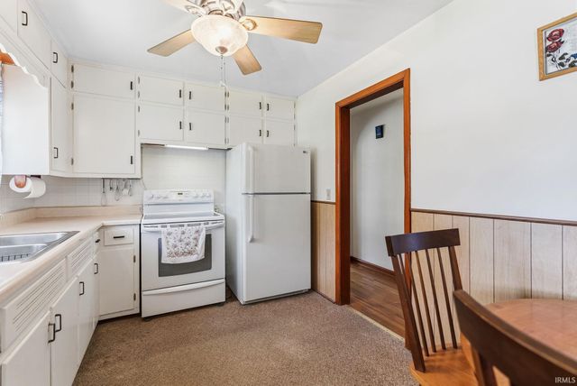 292 Rose Avenue, New Haven, IN 46774