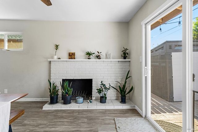 312 Folsom Dr, Vacaville, CA 95687