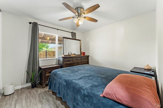 312 Folsom Dr, Vacaville, CA 95687