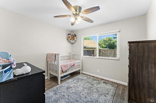 312 Folsom Dr, Vacaville, CA 95687