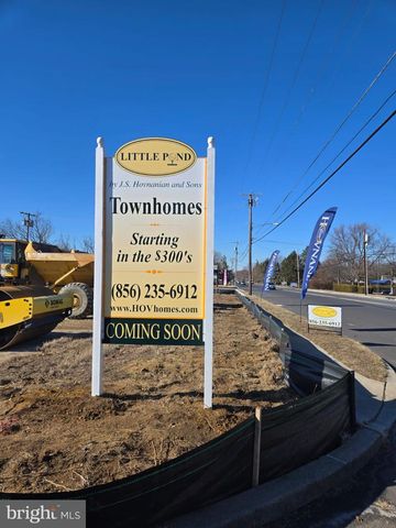 2 SILAS LANE, Laurel Springs, NJ 08021