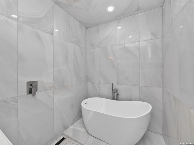 547 Belmont, San Antonio, TX 78202