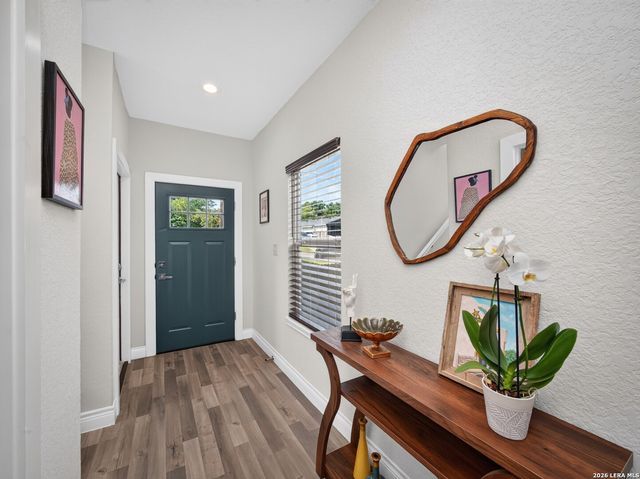547 Belmont, San Antonio, TX 78202