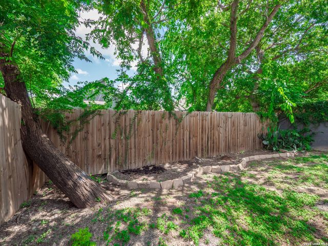 547 Belmont, San Antonio, TX 78202