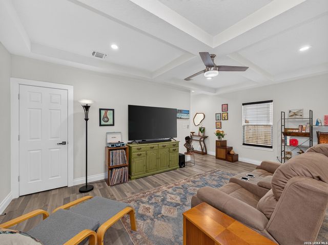 547 Belmont, San Antonio, TX 78202