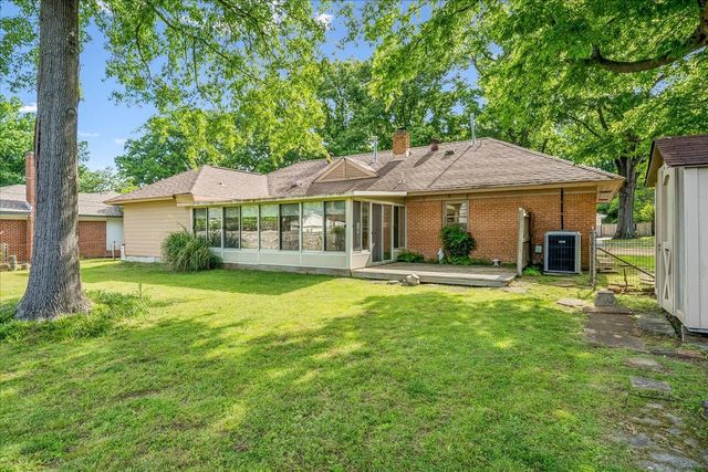 293 CECILIA DR, Memphis, TN 38117