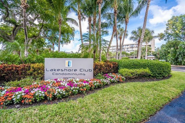 1830 Embassy Drive 306, West Palm Beach, FL 33401