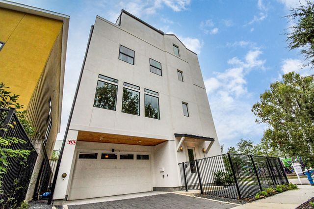 2303 Yupon Street, Houston, TX 77006