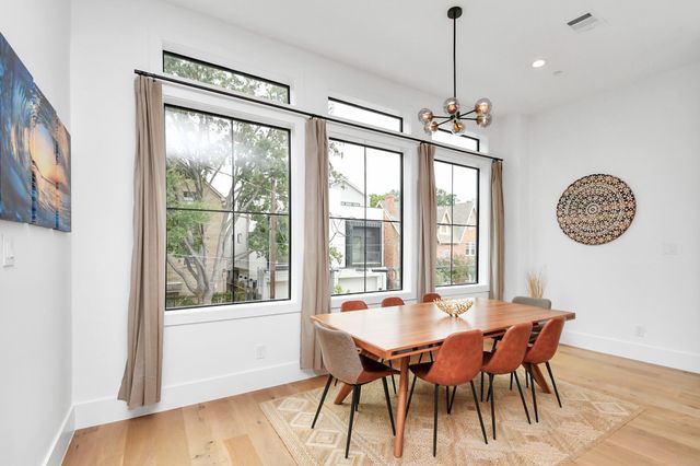 2303 Yupon Street, Houston, TX 77006