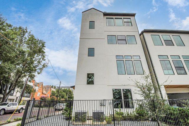 2303 Yupon Street, Houston, TX 77006