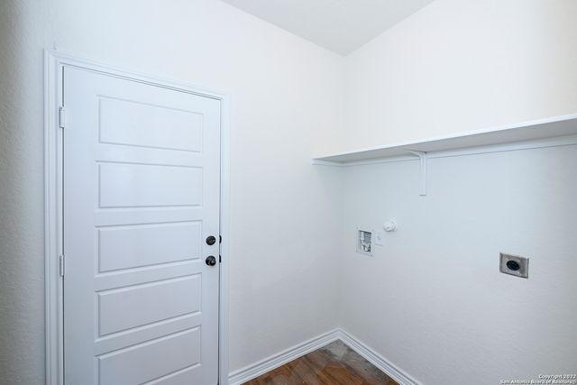 6511 RUNAWAY ROW, Converse, TX 78109