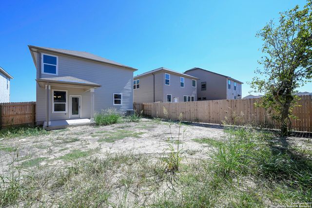 6511 RUNAWAY ROW, Converse, TX 78109