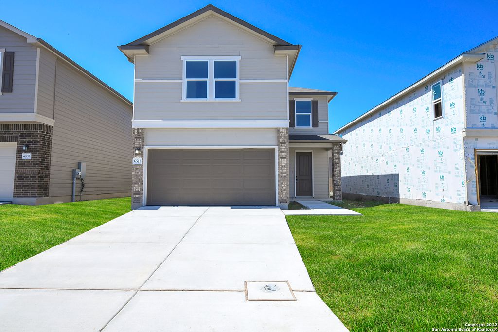 6511 RUNAWAY ROW, Converse, TX 78109