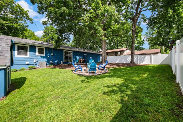 2130 Hickory Lane, Mound, MN 55364