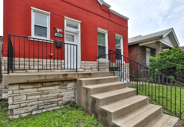4420 Sexauer Avenue, St Louis, MO 63115