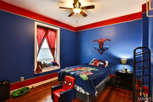 4420 Sexauer Avenue, St Louis, MO 63115