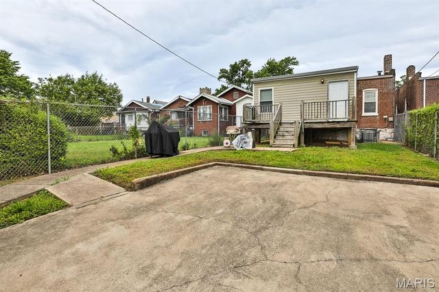 4420 Sexauer Avenue, St Louis, MO 63115