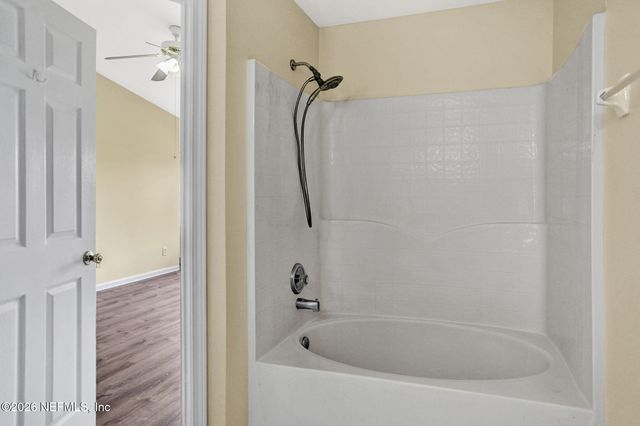 7518 RED CRANE Lane, Jacksonville, FL 32256