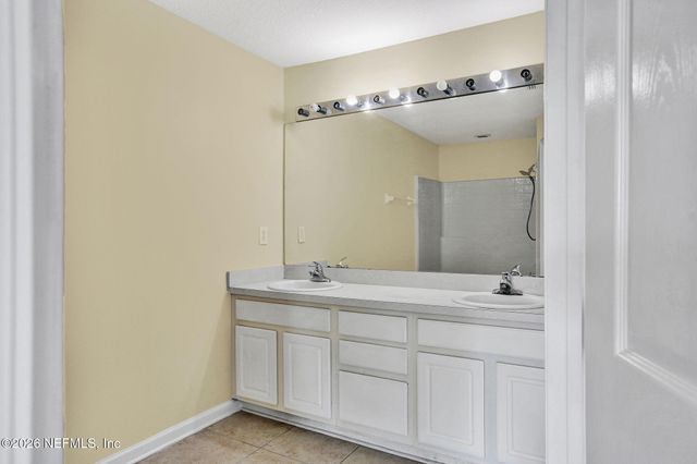 7518 RED CRANE Lane, Jacksonville, FL 32256