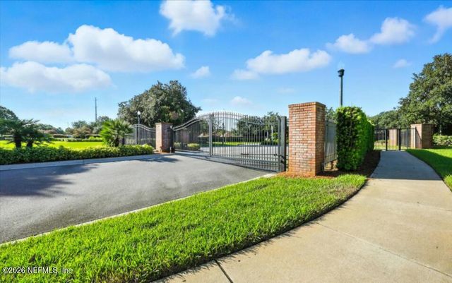 7518 RED CRANE Lane, Jacksonville, FL 32256