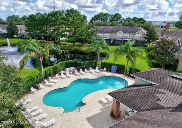 7518 RED CRANE Lane, Jacksonville, FL 32256