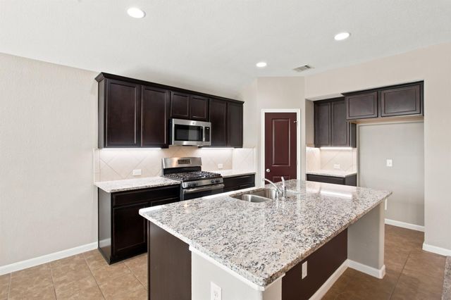 5791 Corsica LOOP, Round Rock, TX 78665