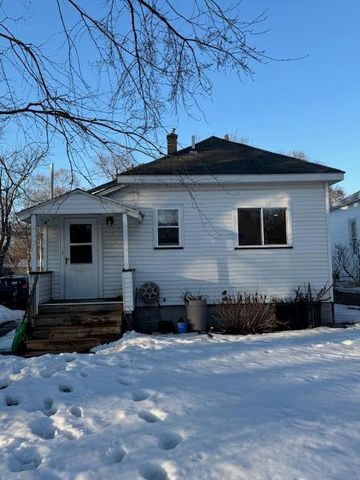 329 W Forest Avenue, Muskegon, MI 49441