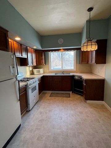 329 W Forest Avenue, Muskegon, MI 49441