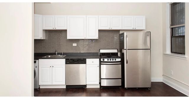 3345 N Marshfield Avenue 105, Chicago, IL 60657