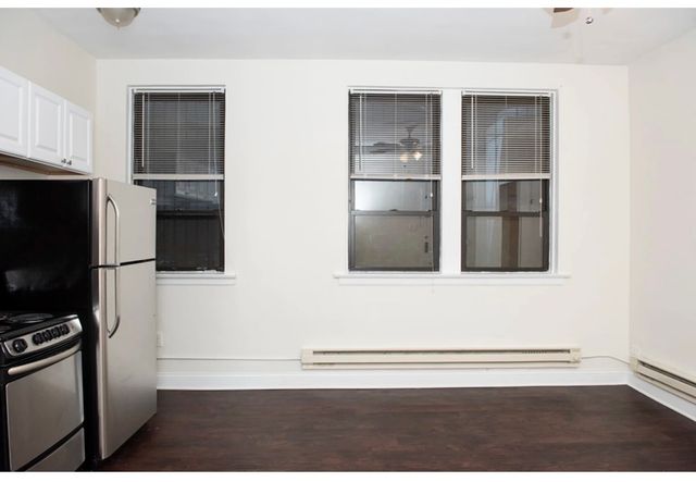 3345 N Marshfield Avenue 105, Chicago, IL 60657