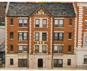 3345 N Marshfield Avenue 105, Chicago, IL 60657