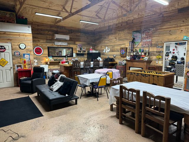 17529 Highway U, Ava, MO 65608