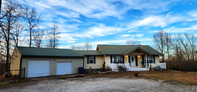 17529 Highway U, Ava, MO 65608
